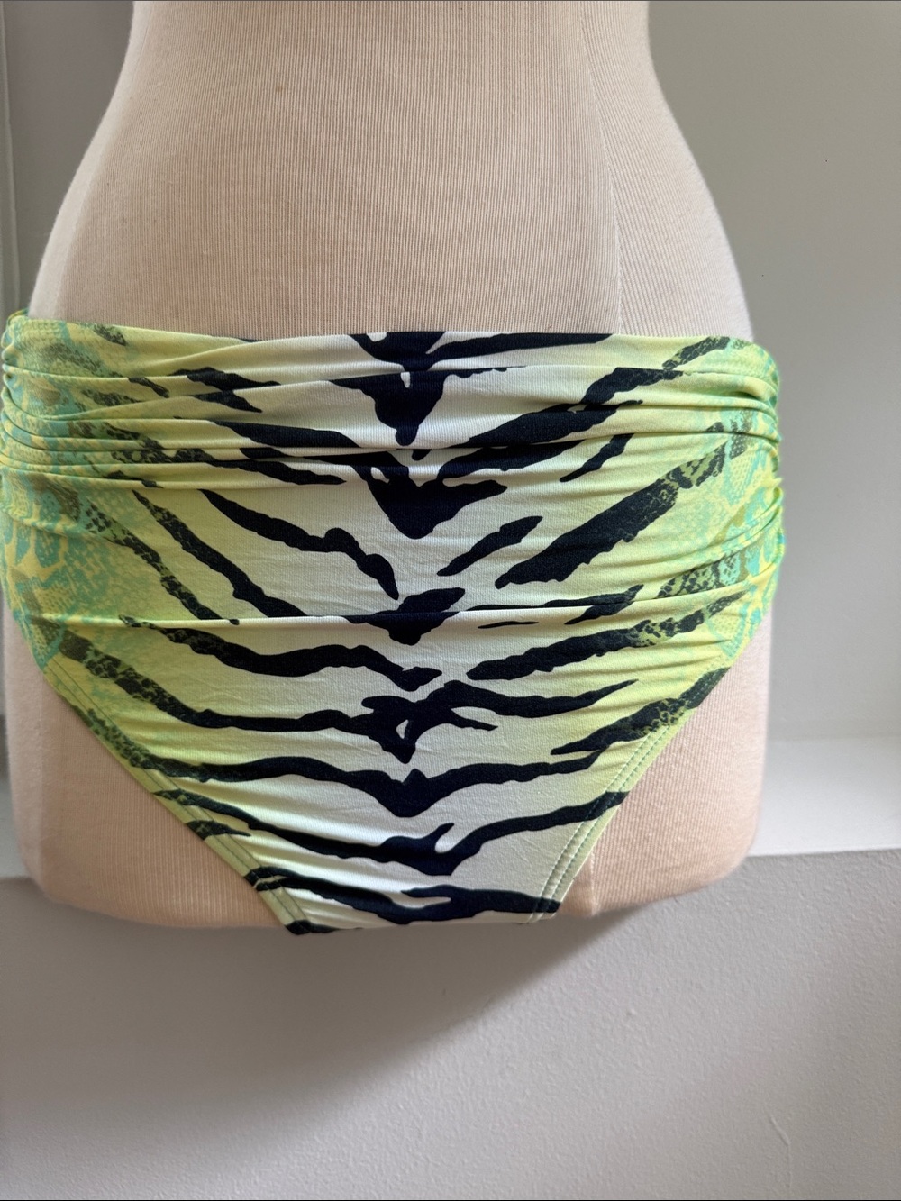 Carmen Marc Valvo Lime Green and Black Zebra Print Bikini Bottom (9)